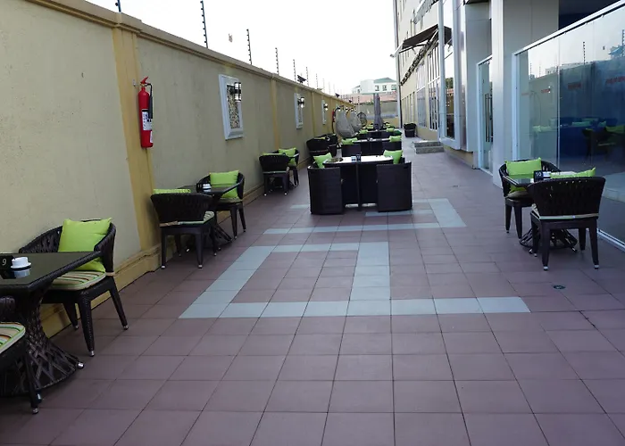 Pearlwort Hotel And Suites